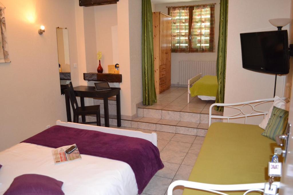 Hotel Restaurant Davat Brison-Saint-Innocent Quarto foto