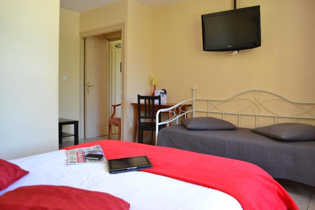 Hotel Restaurant Davat Brison-Saint-Innocent Quarto foto
